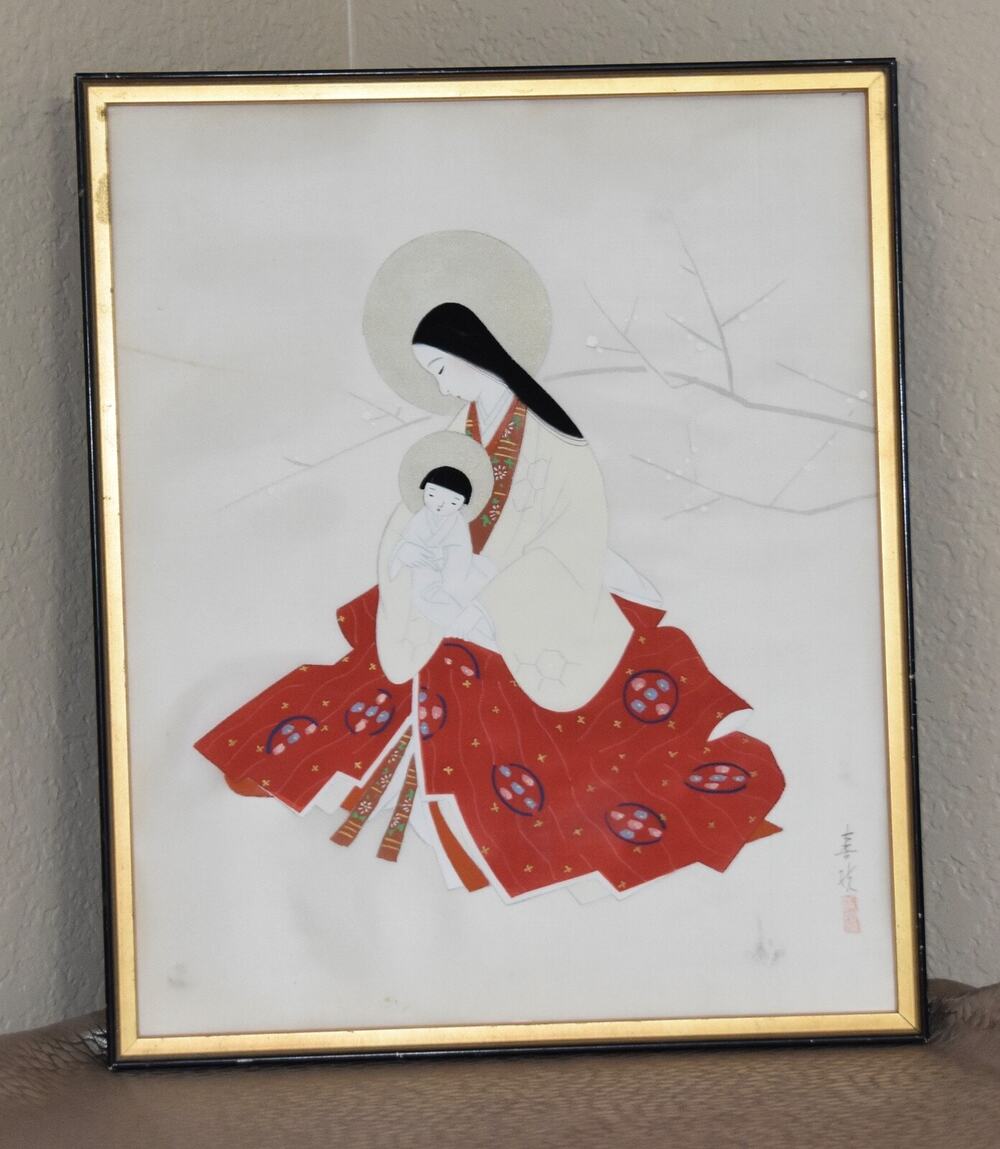 JAPANESE PAINTING ON SILK Late Meiji Period Madonna Mother & Child Old frame